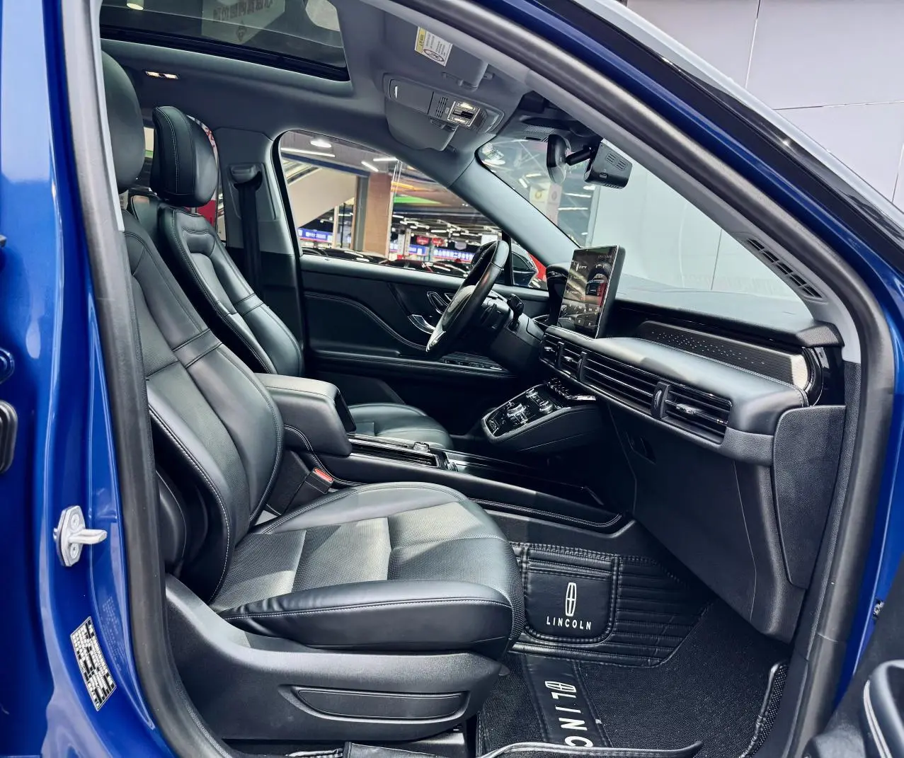 Lincoln Adventurer 2.0T two-wheel drive Zunya edition