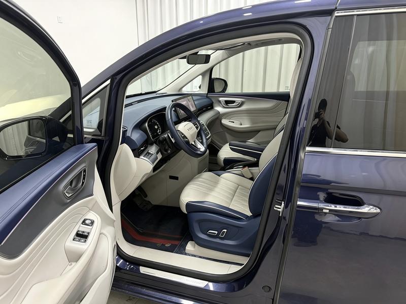 Roewe Roewe iMAX8 2022