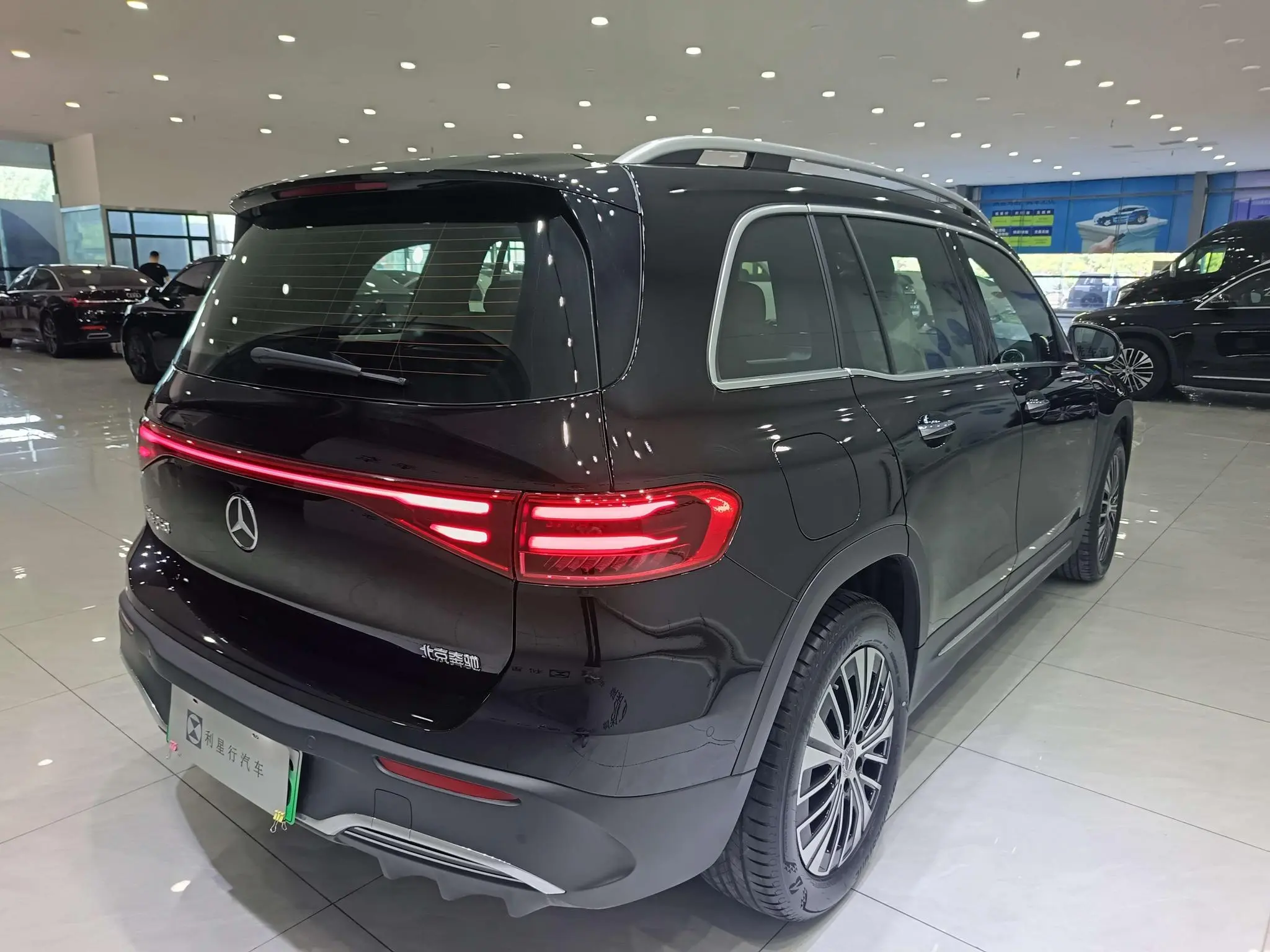Mercedes-Benz Mercedes-Benz EQB EQB 260