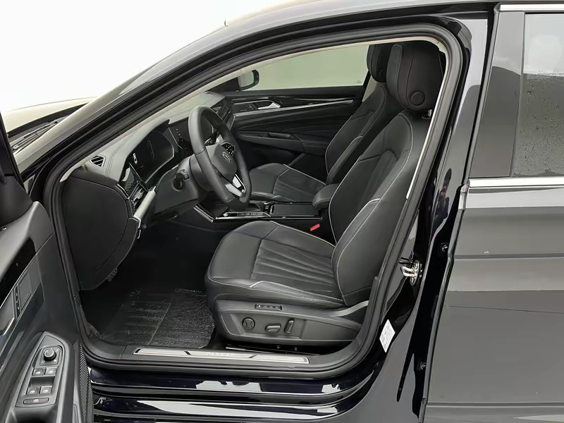 Volkswagen Passat 2024
