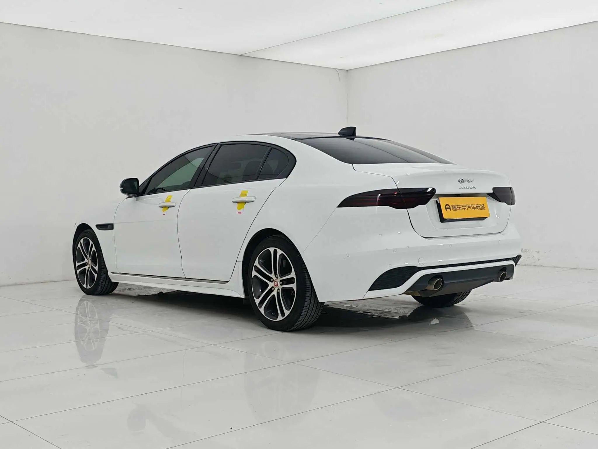 Jaguar Jaguar XEL 2.0T 200PS R-DYNAMIC S Enterprising Sports Edition