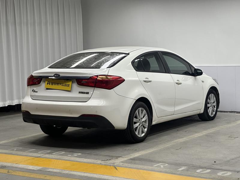 Kia Kia K3 2015
