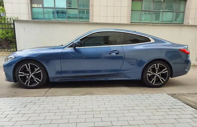BMW BMW 4 Series 425i M sports suit