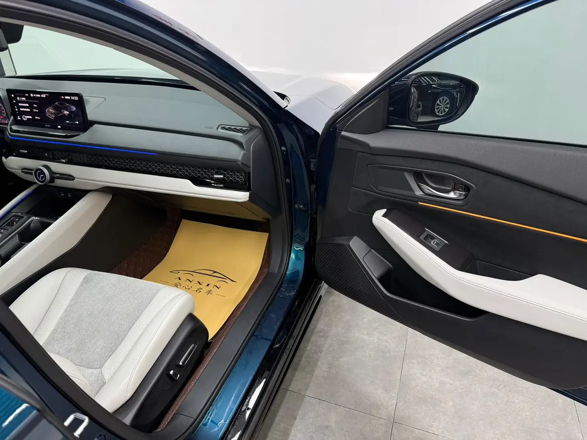 Honda Accord PHEV e: PHEV Ultimate Edition