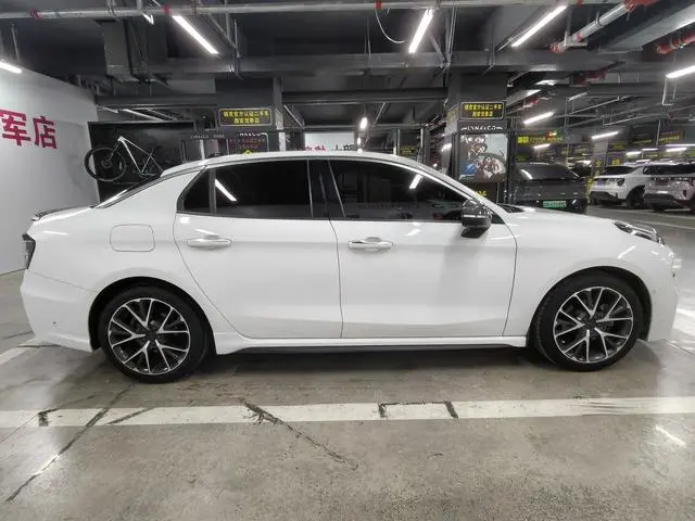 LYNK & CO Lynk 03 1.5TD DCT Jin Pro Version
