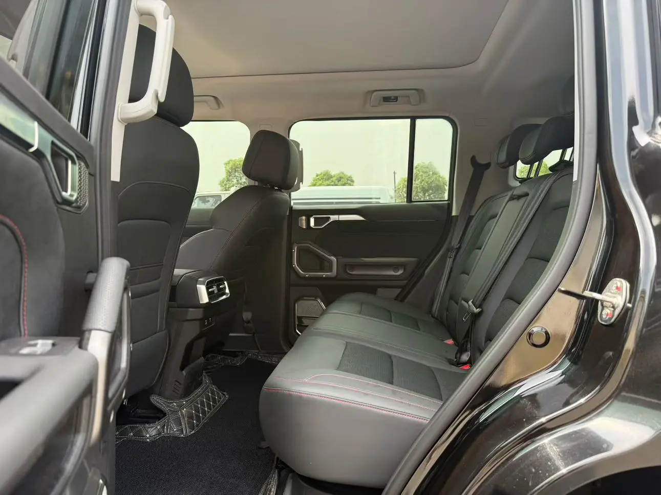Chery Jetour Jet Traveler 1.5TD two-wheel drive Discovery PRO