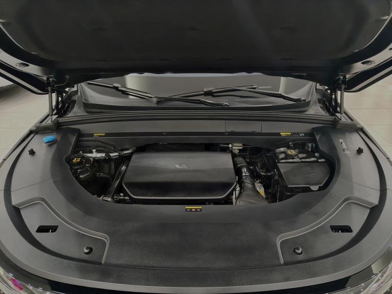 Li Auto Ideal L7 2024