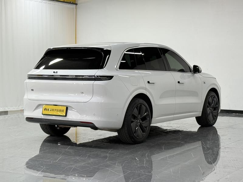 Li Auto Ideal L6 2024