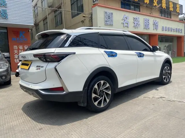 Dongfeng Fengshen Yi Hyun GS 230T automatic star chasing version