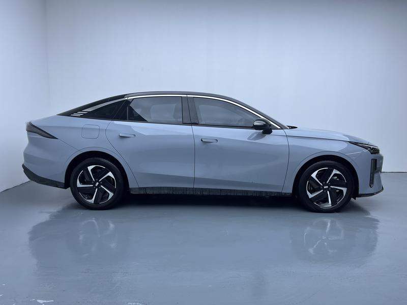 Geely Galaxy Galaxy L6 2024