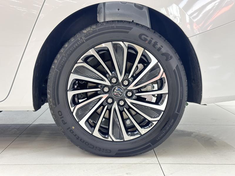 Buick Buick GL8 PHEV 2025