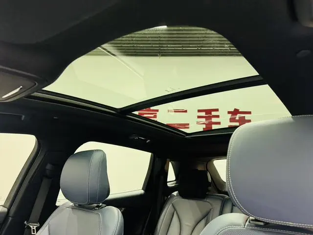 Lincoln Navigator 2.0T four-wheel drive Zunya Edition