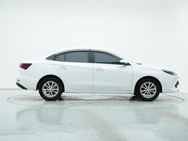 Roewe Roewe i5 2026