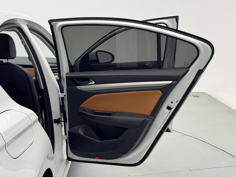 Volkswagen Bora 2023