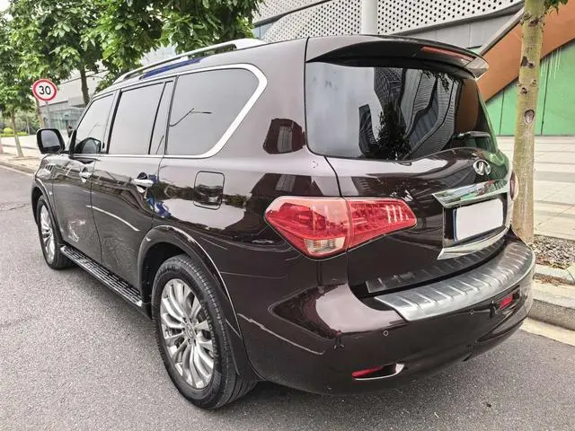 Infiniti Infiniti QX80 5.6L 4WD