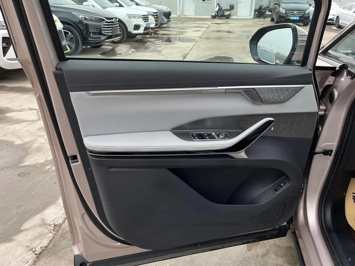 Maxus Chase G70 2.0T automatic Ultimate Edition 7 Seats