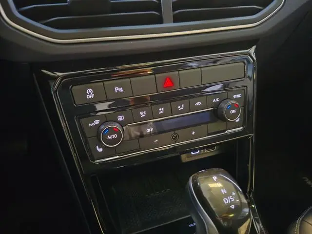 Volkswagen Tuyue Xinrui 300TSI Ruixiang Edition