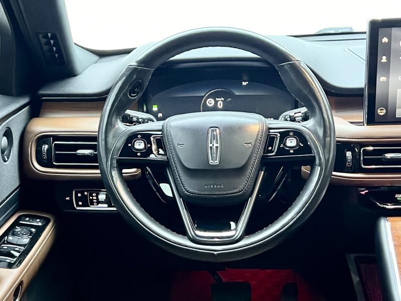 Lincoln aviator 2021