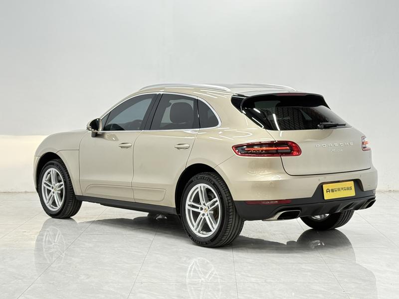 Porsche Macan 2014