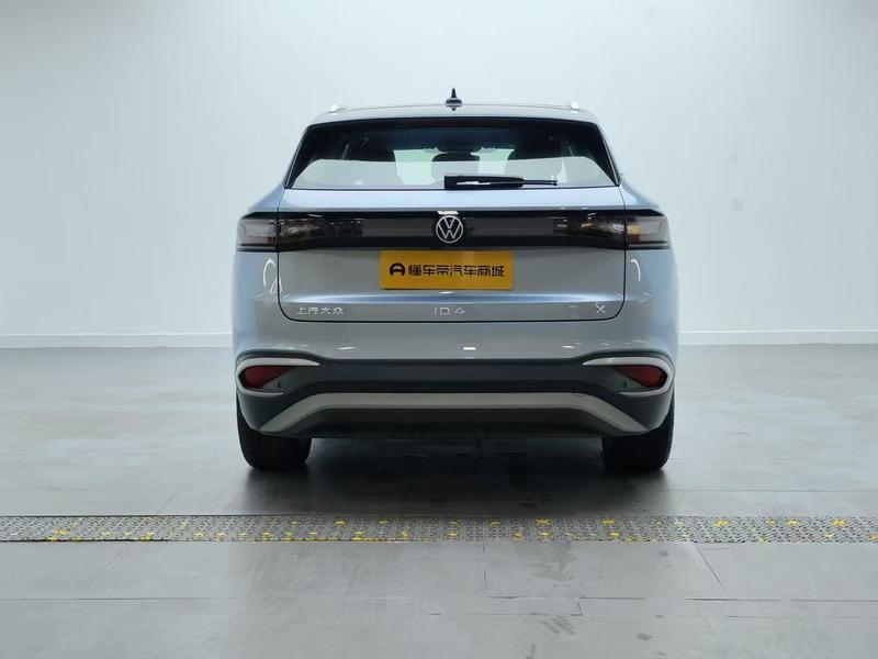 Volkswagen ID.4 X 2025