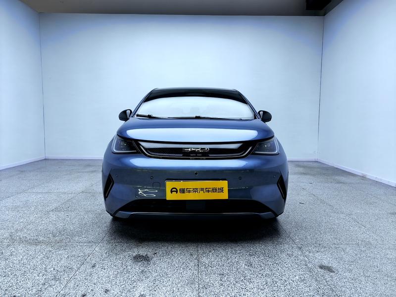 BYD dolphin 2025