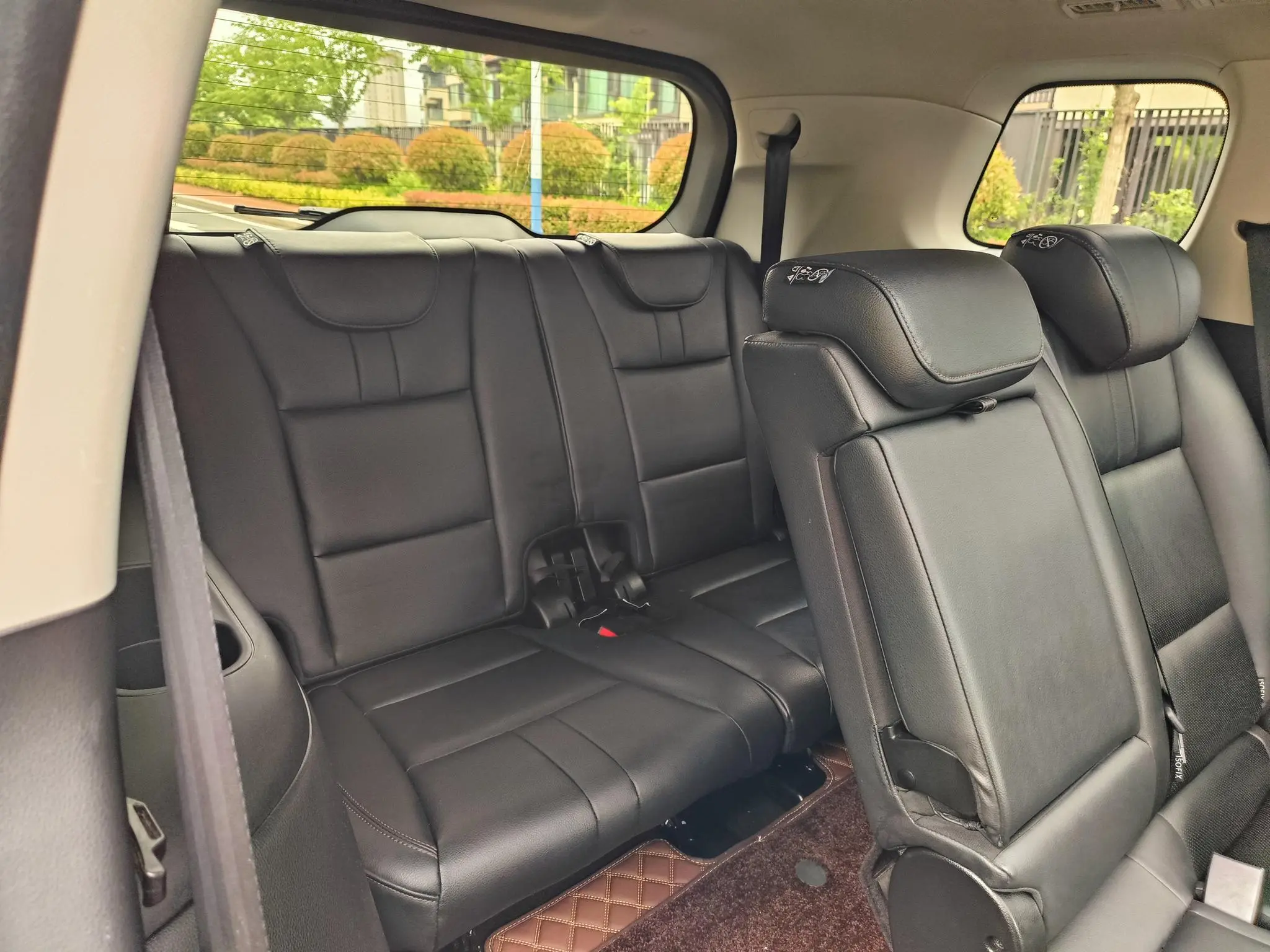 GAC Trumpchi GS8 320T two-wheel drive luxury Zhilian Edition 7 seats
