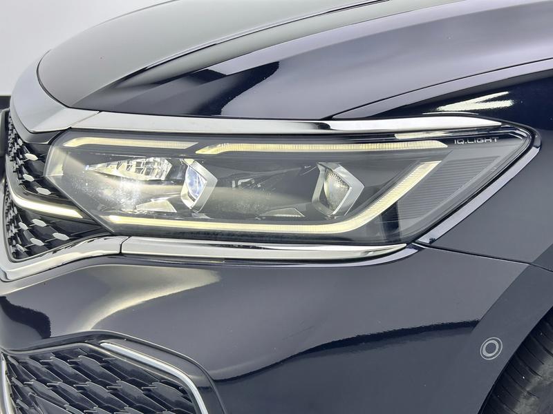 Volkswagen Passat 2023