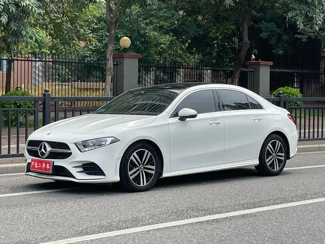 Mercedes-Benz Mercedes-Benz A-class A 180 L sports sedan