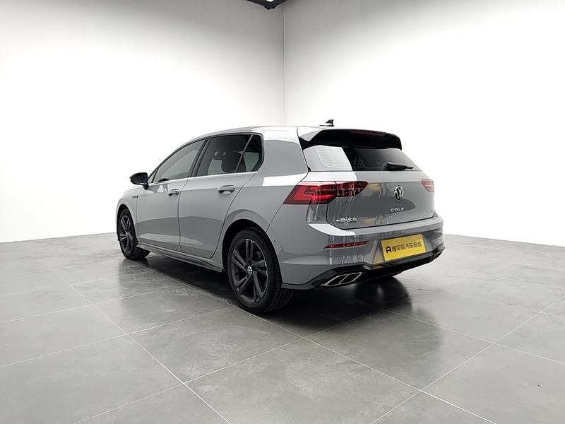 Volkswagen golf 2023