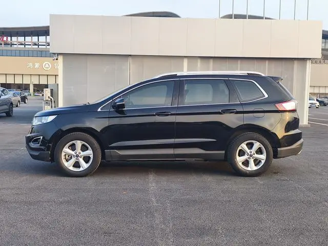 Ford Sharp World EcoBoost 245 two-wheel drive elite 5-seater country V