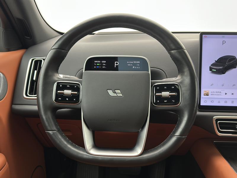 Li Auto Ideal L7 2024