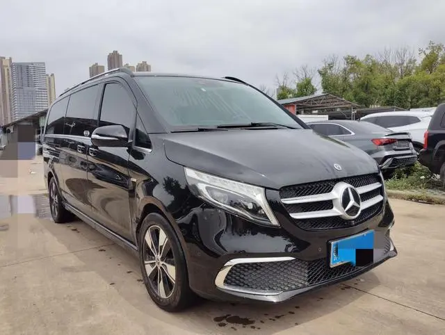 Mercedes-Benz Mercedes-Benz V-class V 260 L Long Wheelbase Premium Edition
