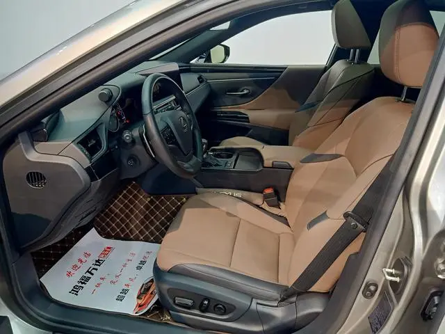 Lexus Lexus ES 200 Excellent Edition