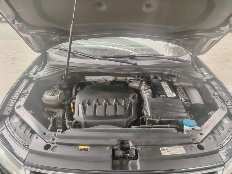 Volkswagen Tiguan L 2022