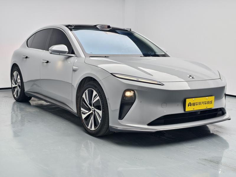 NIO NIO ET5 2024