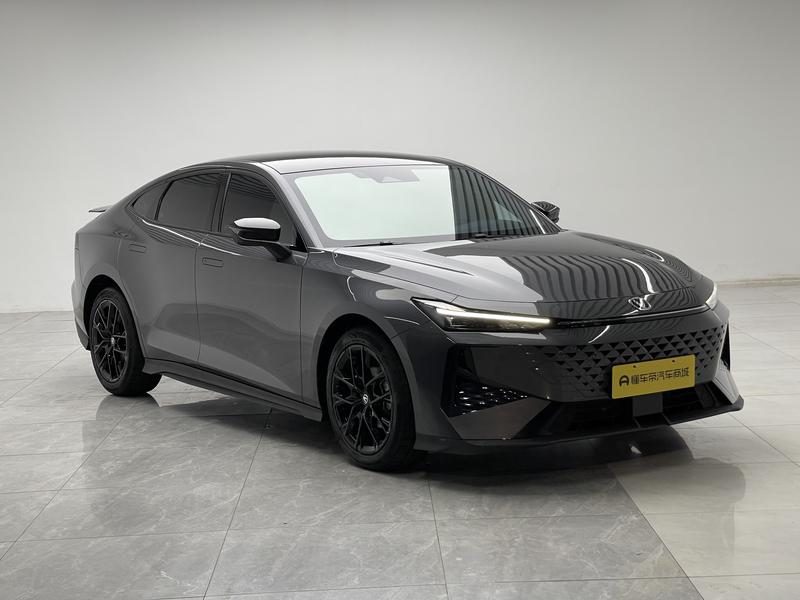 Changan Changan UNI-V 2024