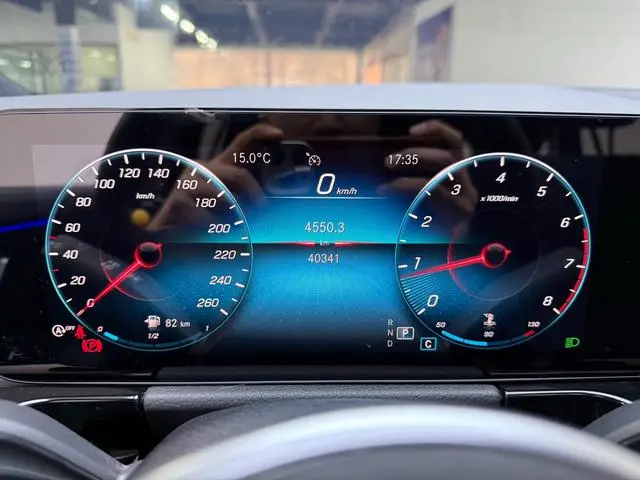 Mercedes-Benz Mercedes-Benz GLA GLA 200