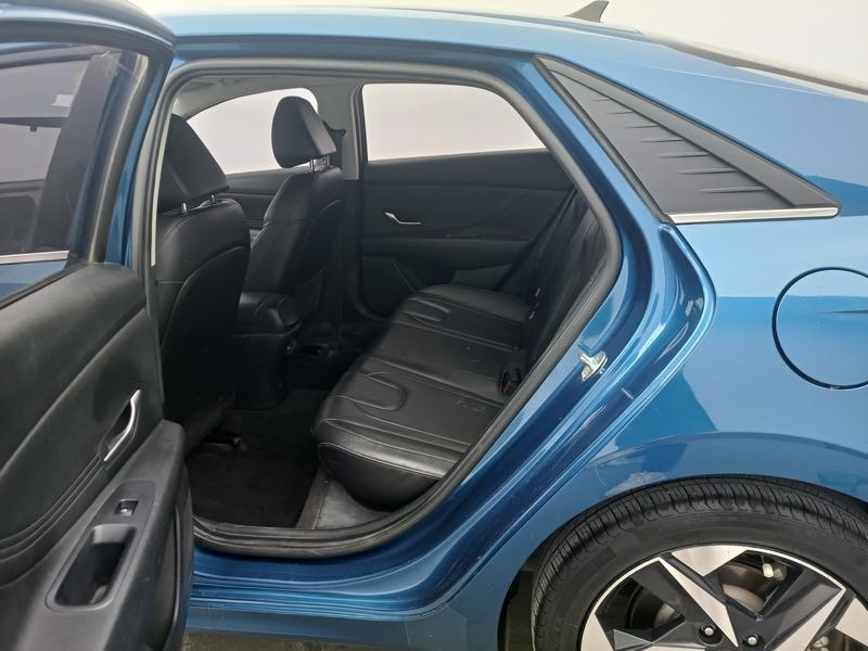Hyundai Elantra 2021
