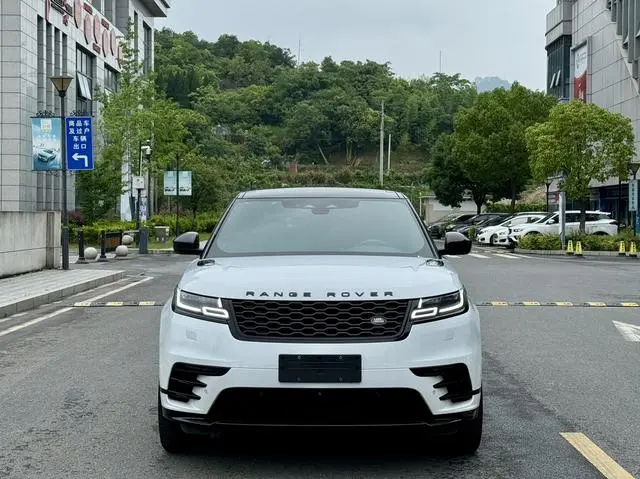 Land Rover Range Rover Star Pulse P250 Yi Black Collector's Edition