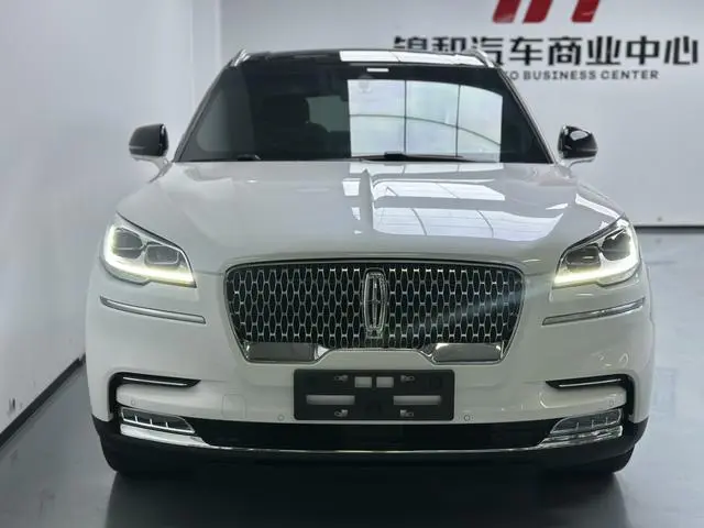 Lincoln Flying home 3.0T V6 four-wheel drive Executive Edition