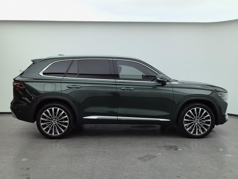 Geely Emgrand L 2025