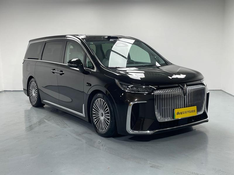 Voyah Lantu Dreamer PHEV 2025
