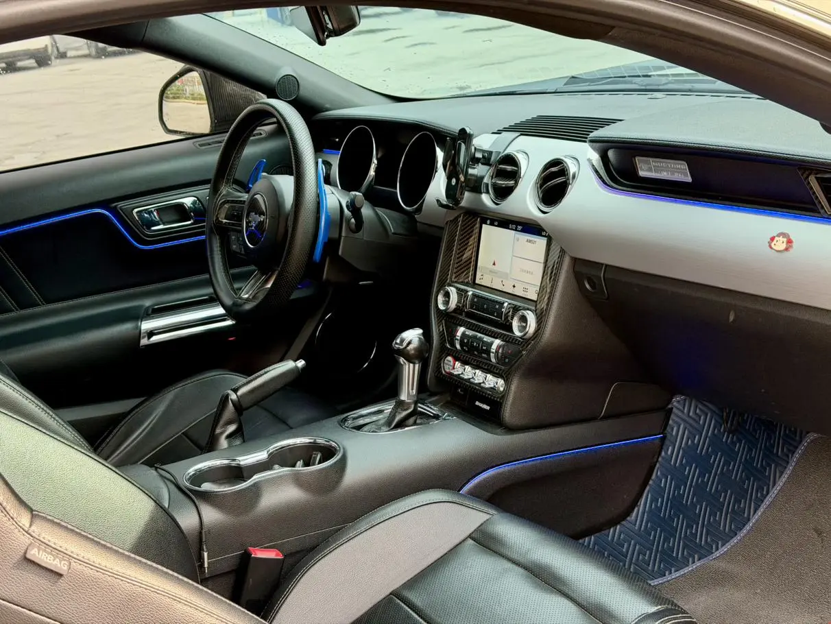 Ford Mustang 2.3T Performance Version