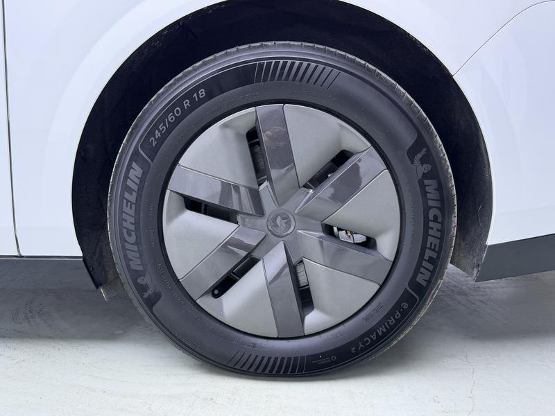 Li Auto Ideal MEGA 2025