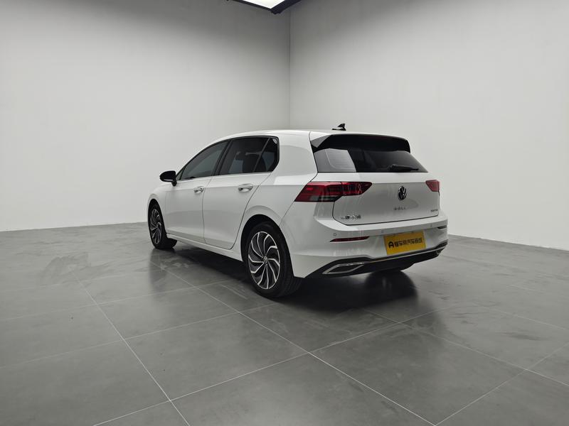 Volkswagen golf 2023
