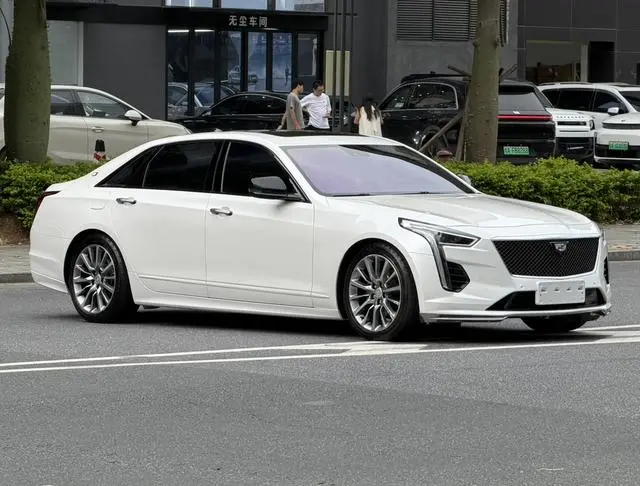 Cadillac Cadillac CT6 28T leading sports type