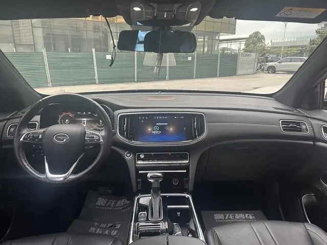 GAC Trumpchi GS8 GS8S 390T two-wheel drive luxury Smart edition