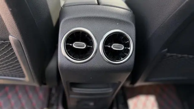 Mercedes-Benz Mercedes-Benz GLA GLA 200