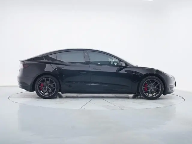 Tesla Model 3 Performance high-performance all-wheel drive version 3D3/3D1