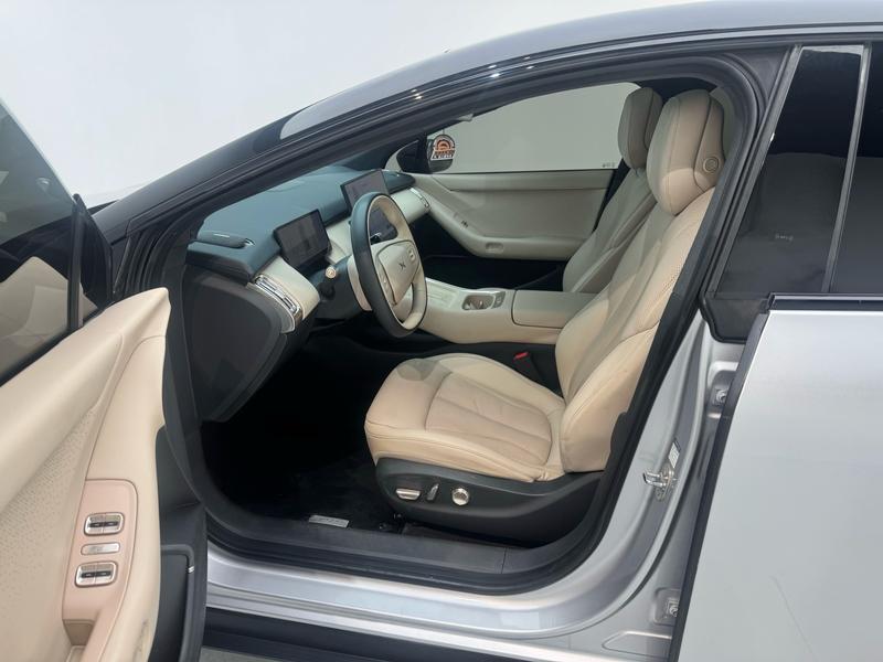 XPeng Xiaopeng P7+ 2024